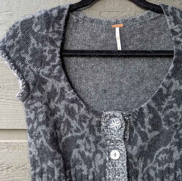 Free People Y2K Lambswool Angora Knit Scoop Neck Vest Size Small Gray Black - Picture 2 of 8